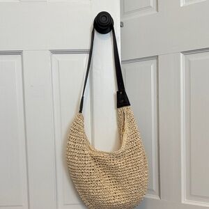 Elegant Cream Woven Shoulder Bag